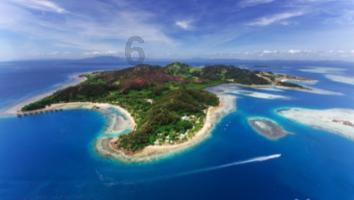 波兰克拉科夫日常生活 民众相聚圣玛丽大教堂附近